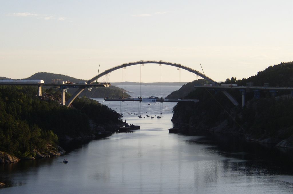 Pont en construction à la frontière norvégienne (près de Halden)