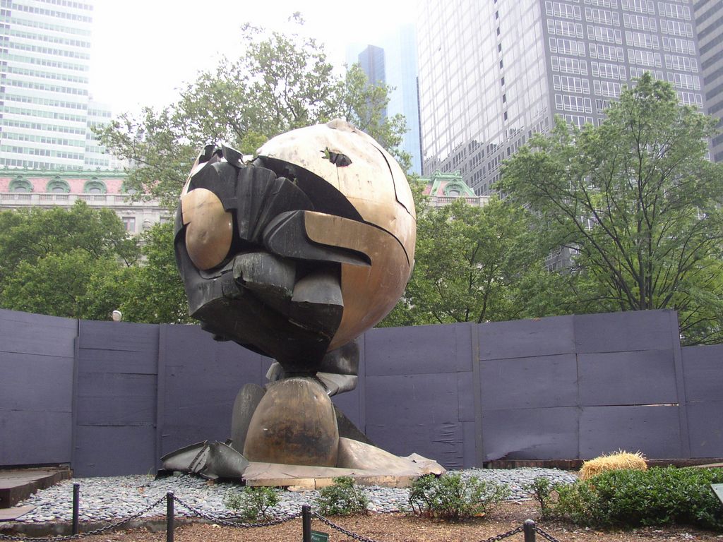 9/11 Memorial Sculpture
