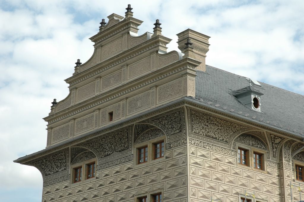 façade de style sgraffito : la palais Schwartzenberg