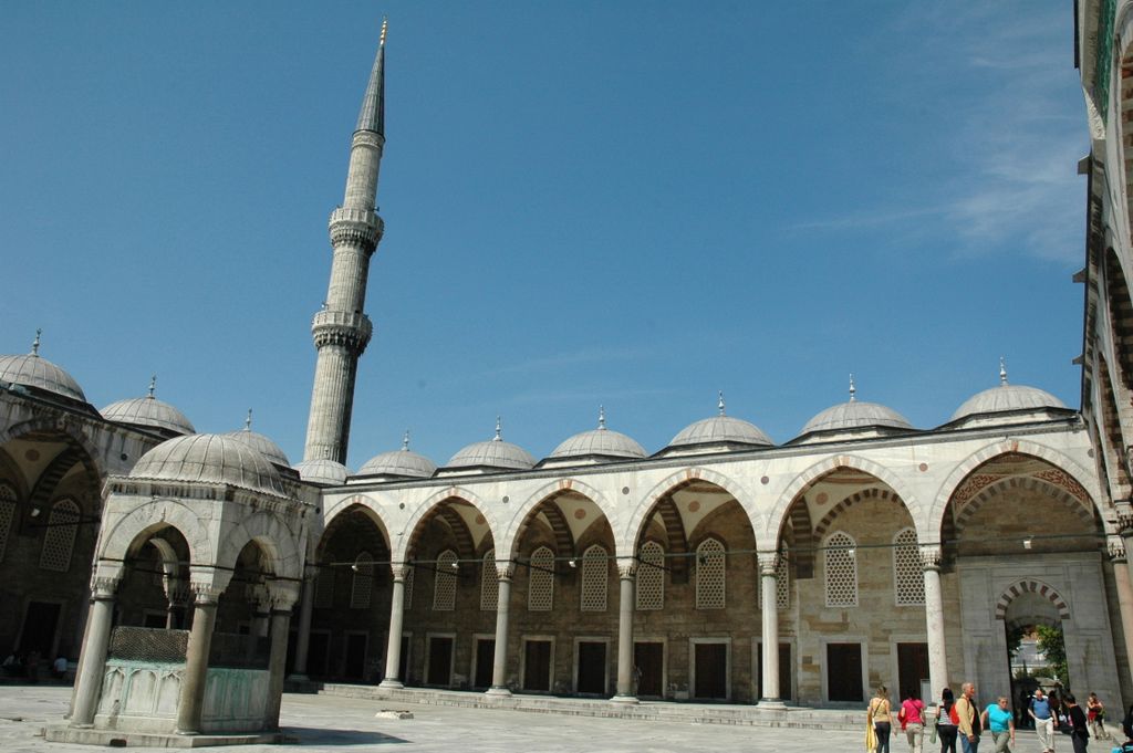 Mosquée bleue : la cour intérieure