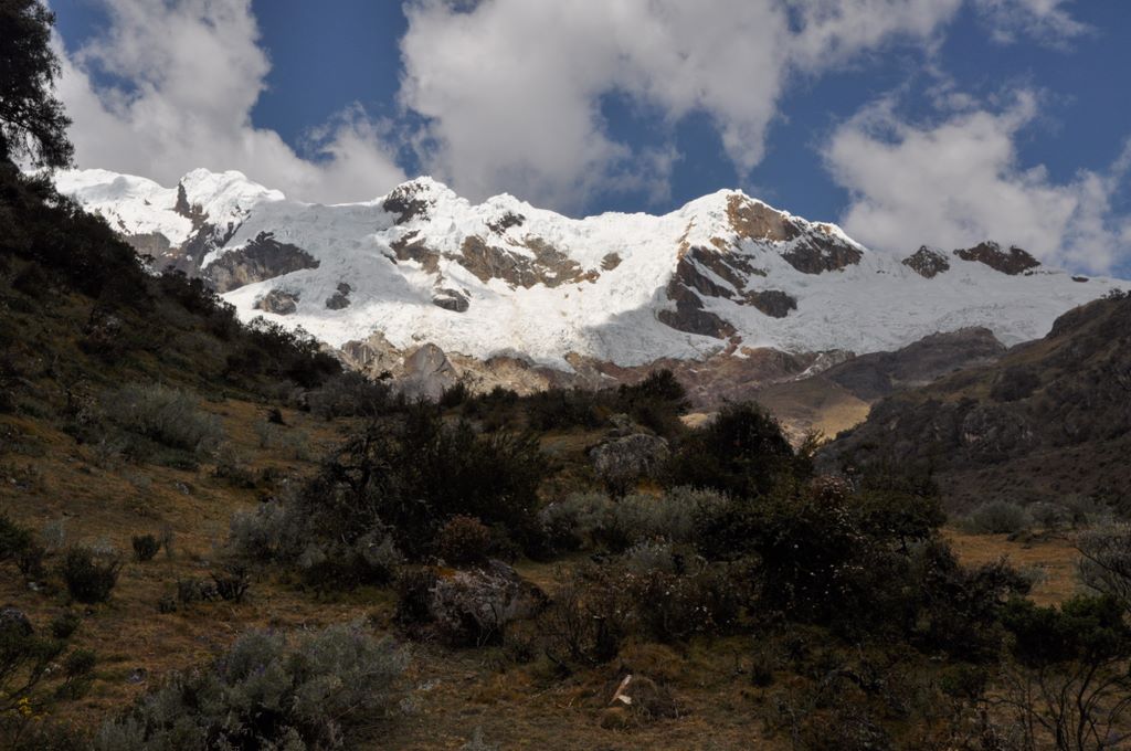 Le Nevado Contrahierbas (6036 m)