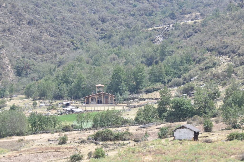 Eglise perdue dans la quebrada Huaripampa