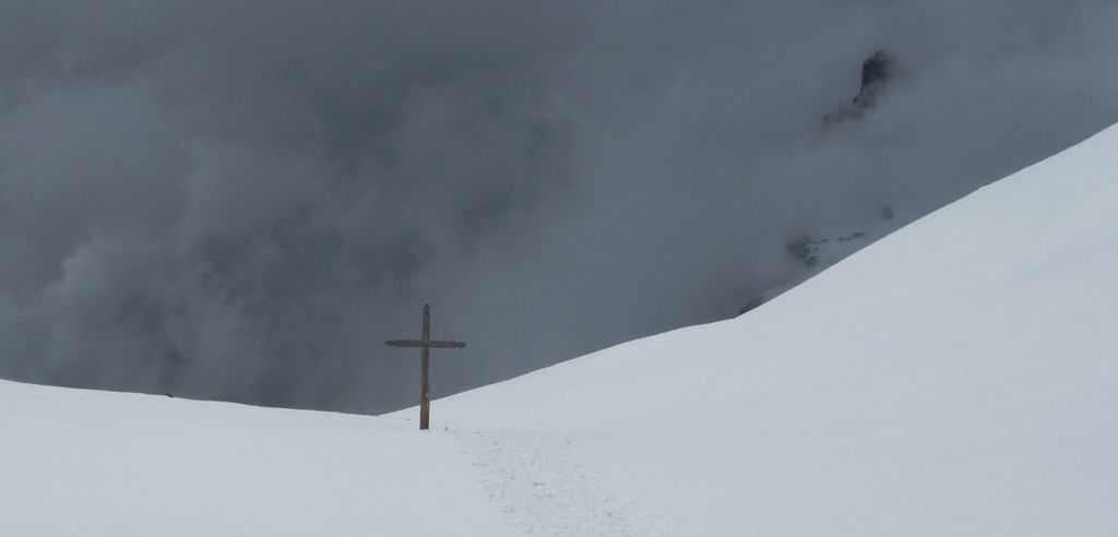 Col de la Vallée Etroite à 2434 m