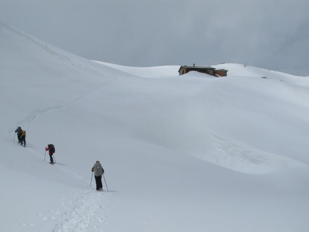 Le refuge du Mont Thabor à 2502 m en vue