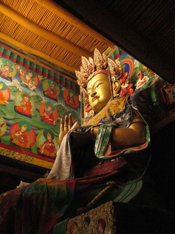Bouddha du futur (Maitreya)