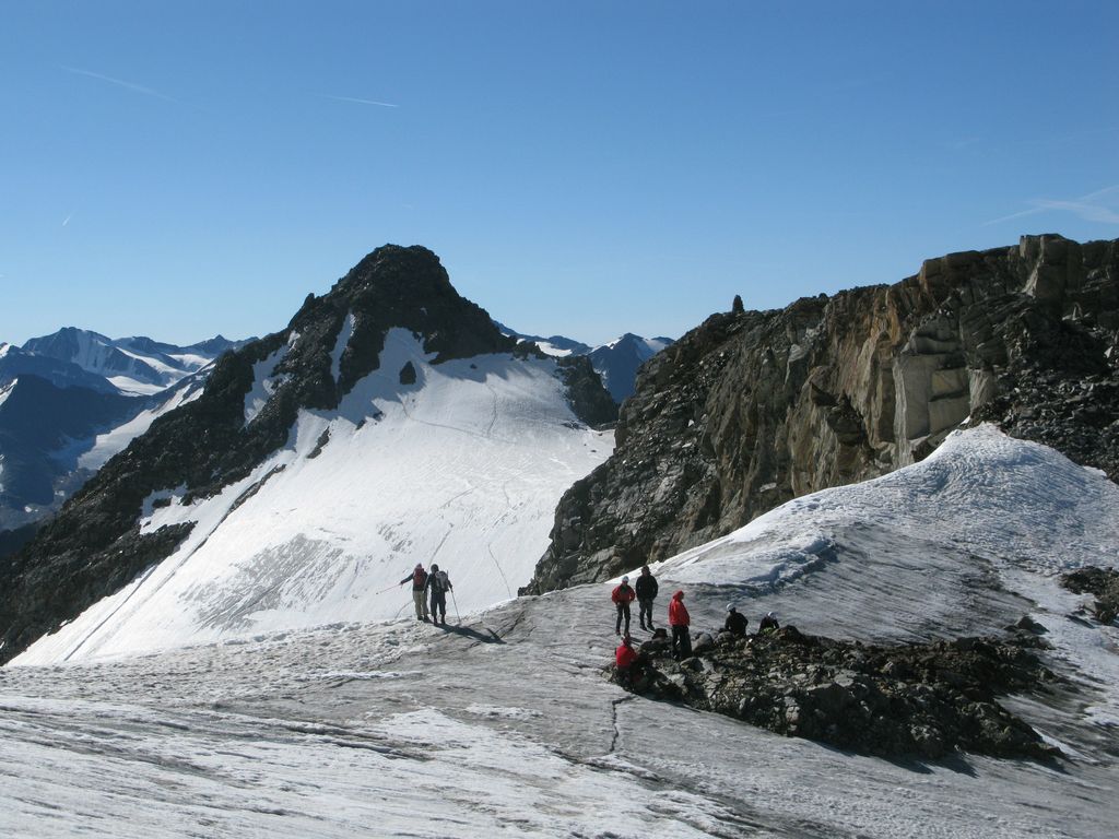 Descente vers le col Ober Guslarjoch (3361m)