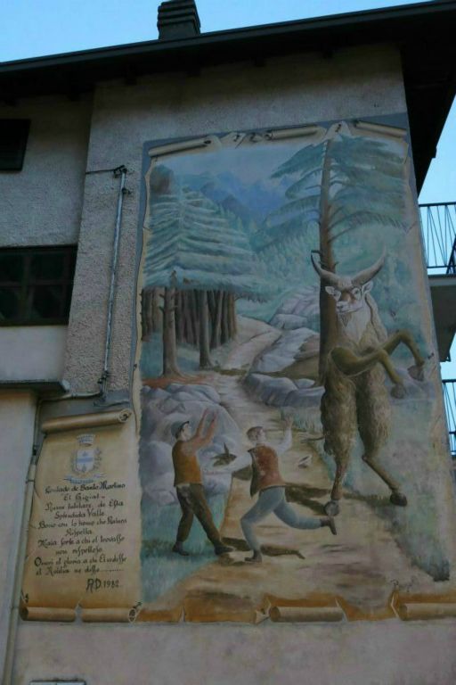 Retour au parking puis au village de San Martino, village avec de nombreuses peintures murales