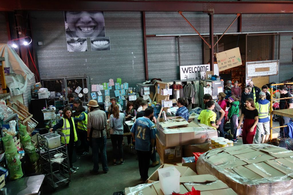 La distribution du repas aux bénévoles