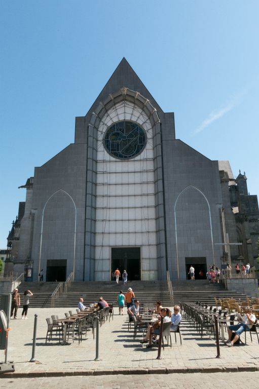 Façade principale de la Cathédrale Notre-Dame de la Treille