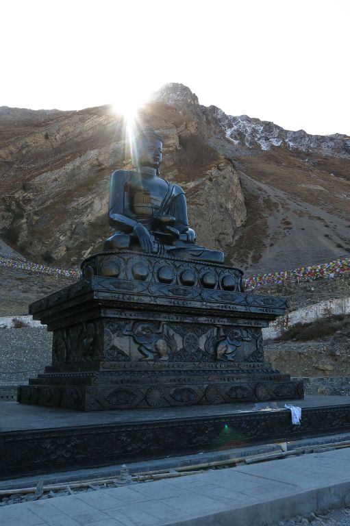 Statue de Bouddha (pas très ancienne)