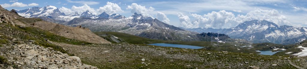 panorama du Grand Paradis (le plus à gauche) à la Levanna (le plus à droite)