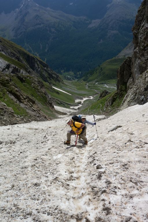 Petit passage avec crampons et corde pour moi