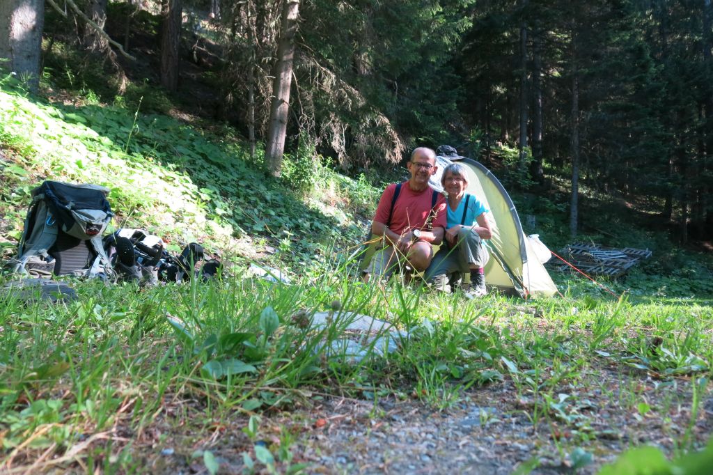 Après 32 km, arrivée à  Boveresse, extrémité du bisse . A partir de là, l'eau du  bisse rejoint un torrent qui coule vers Saxon