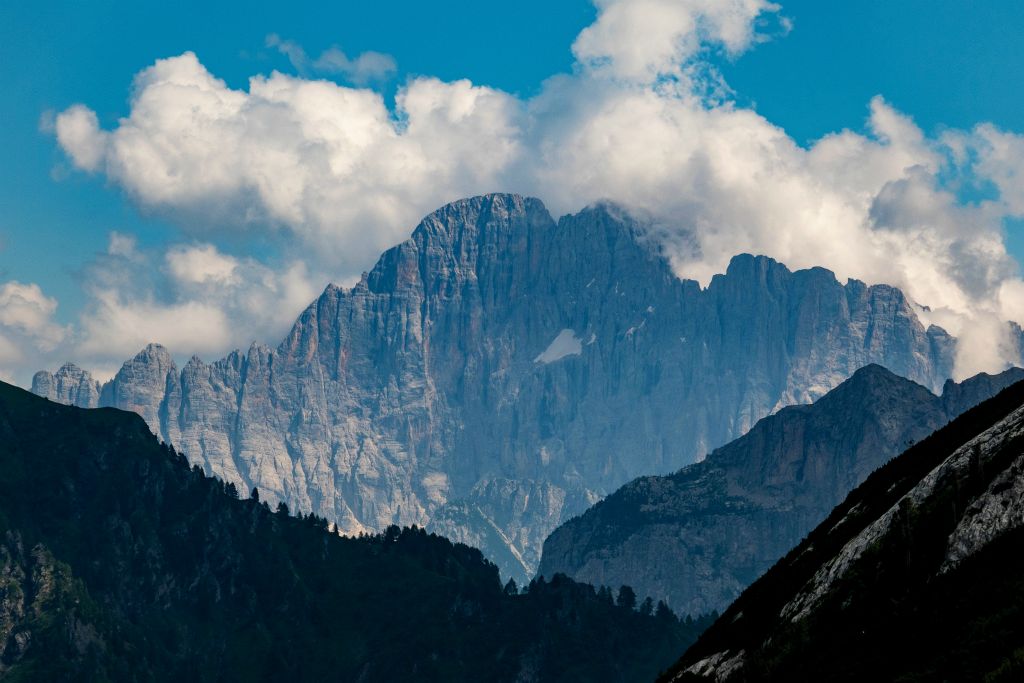 En route vers le Val Formazza. Ici la face N-O de la Civetta