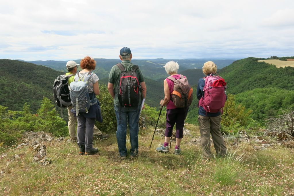 Chacun admire la vallée