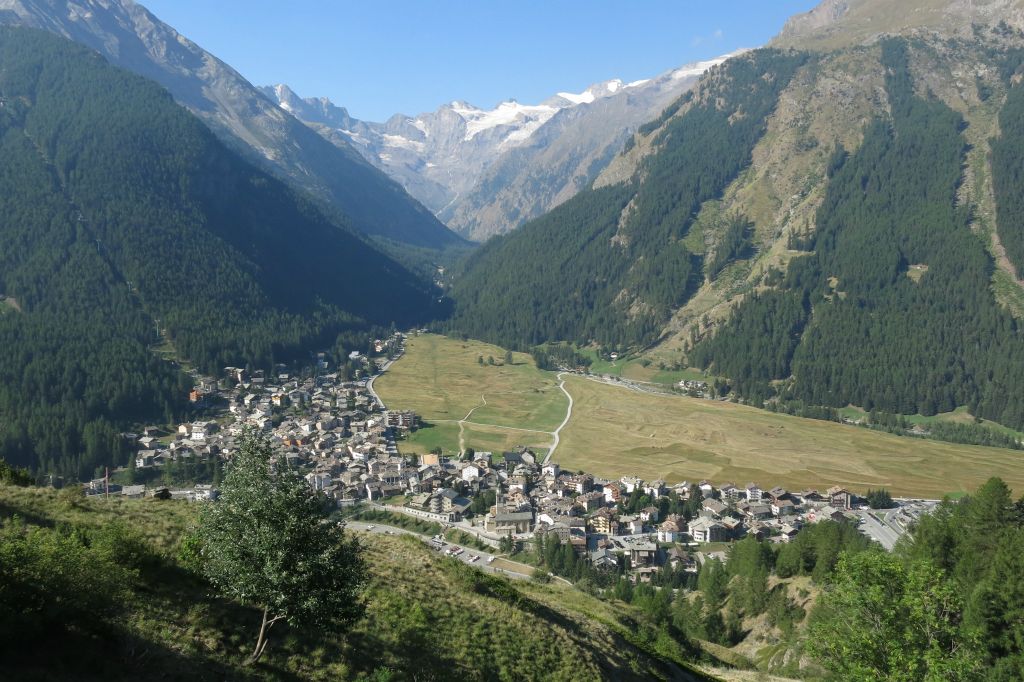 Depuis le parking de Gimillan , vue sur Cogne