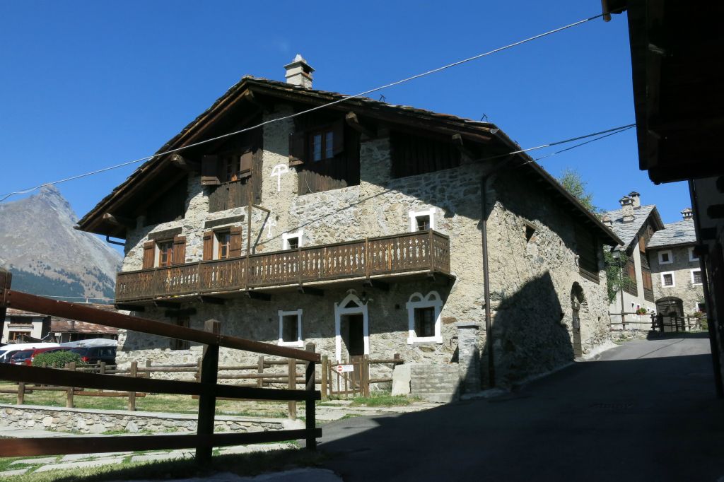 Le village de Gimillan 