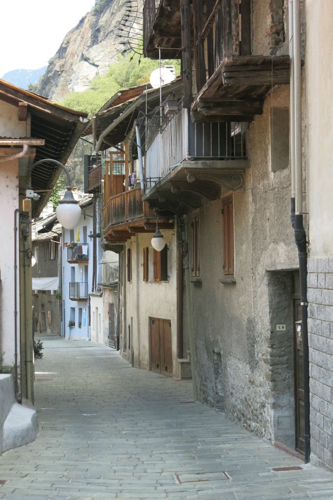 Le petit village de Bard