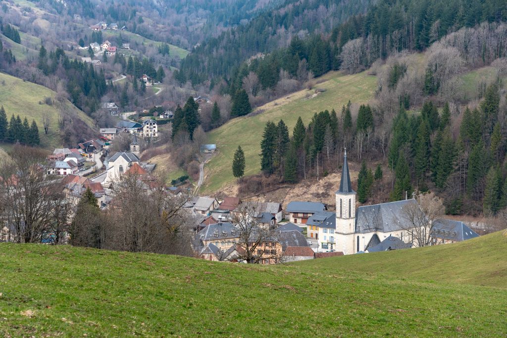 La boucle est bouclée : retour à St-Pierre d'Entremont (côté Isère) 