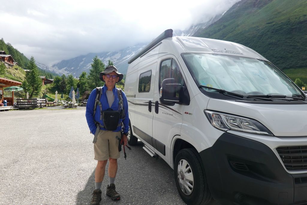 Début de l'entrainement avec une journée de rando dans la vallée du Lötschental