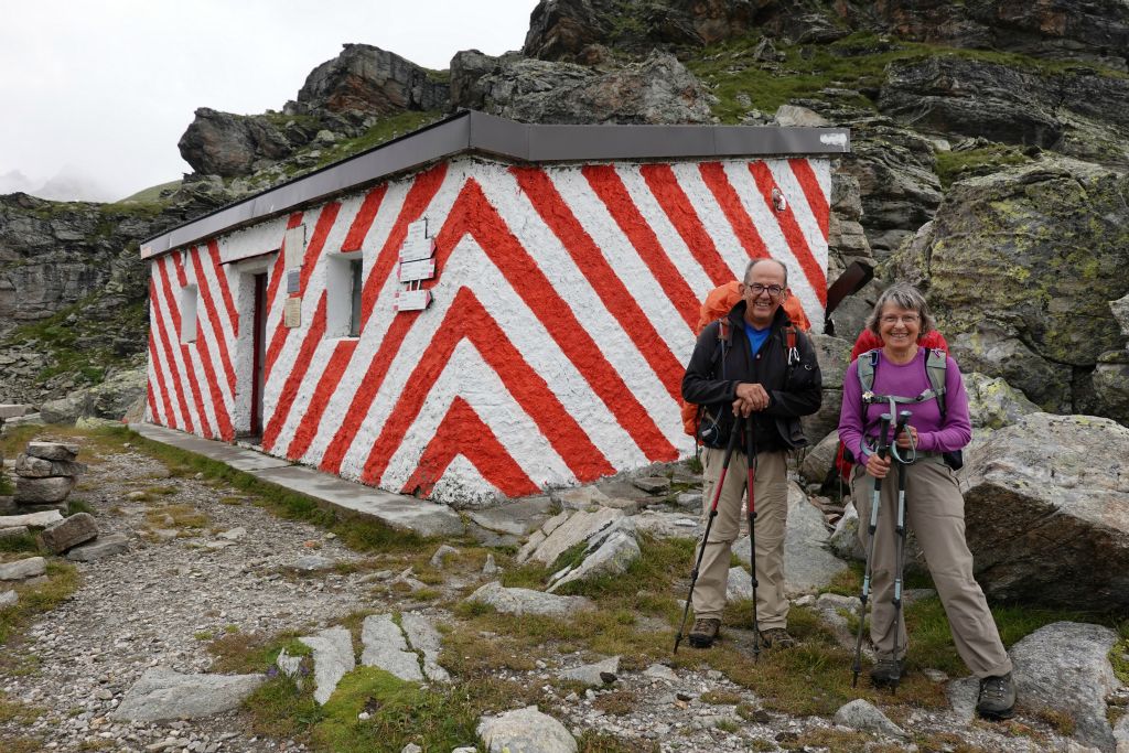 Le bivouac Ettore Conti au col