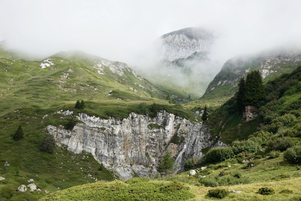 Descente dans la vallée de Binn