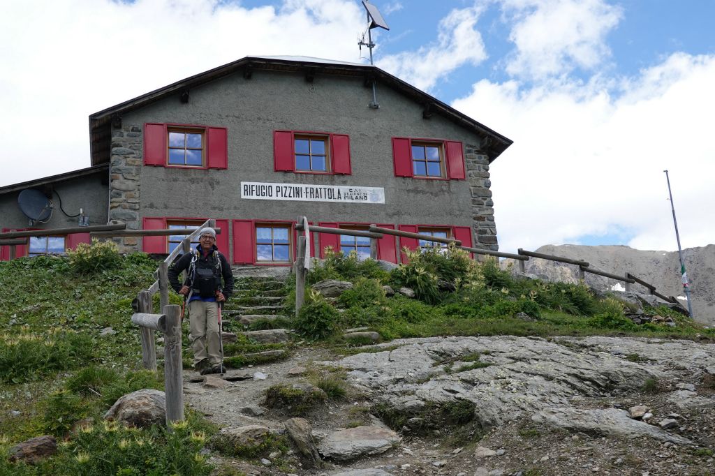 Petit arrêt au refuge Pizzini