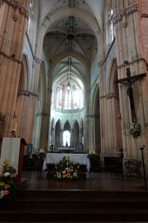 Intérieur de l'église St-Pierre St Paul