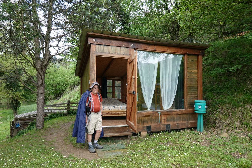 Voici notre cabane du berger. Le luxe !