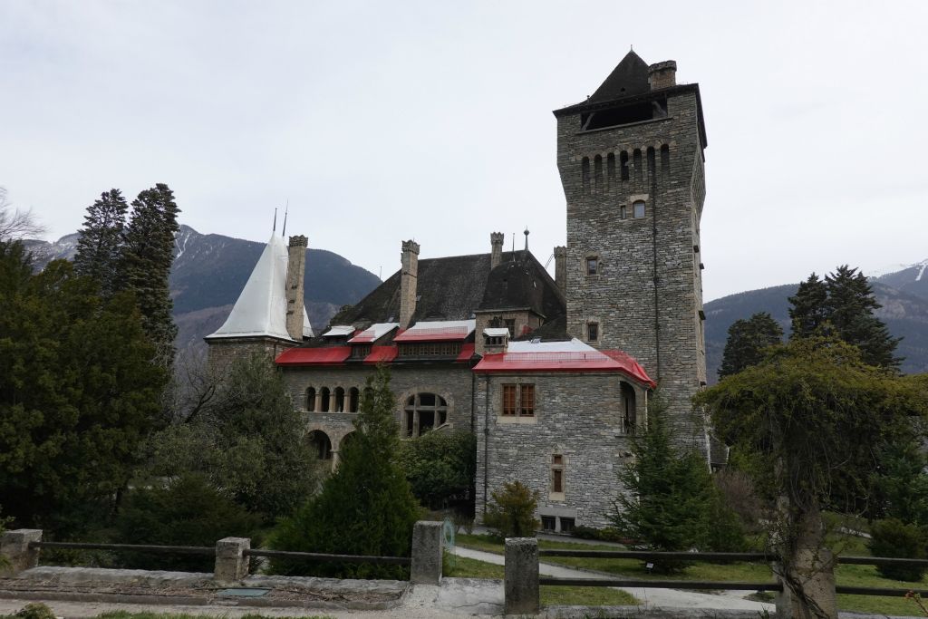 Château du domaine Mercier en réparation