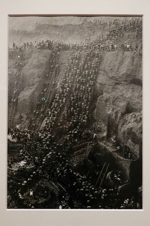 Exploitation de la mine d'or de Serra Pelada au Brésil, 1986