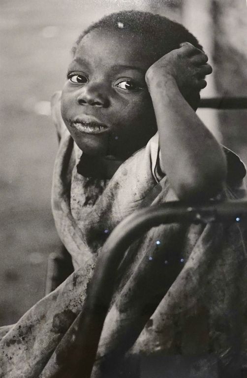 Dans un camp en Angola, 1997