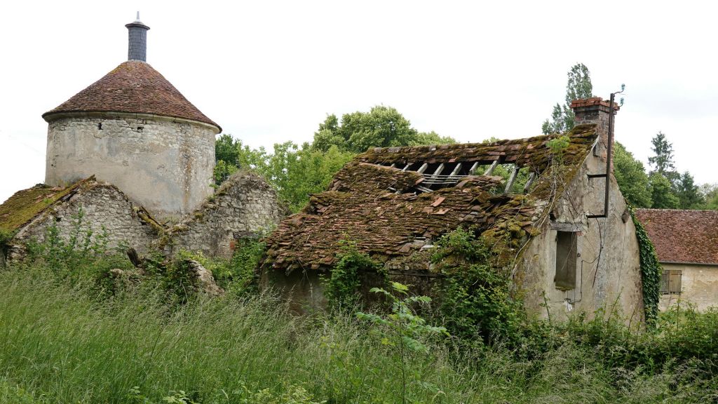 Ruines du hameau de Roche-Château