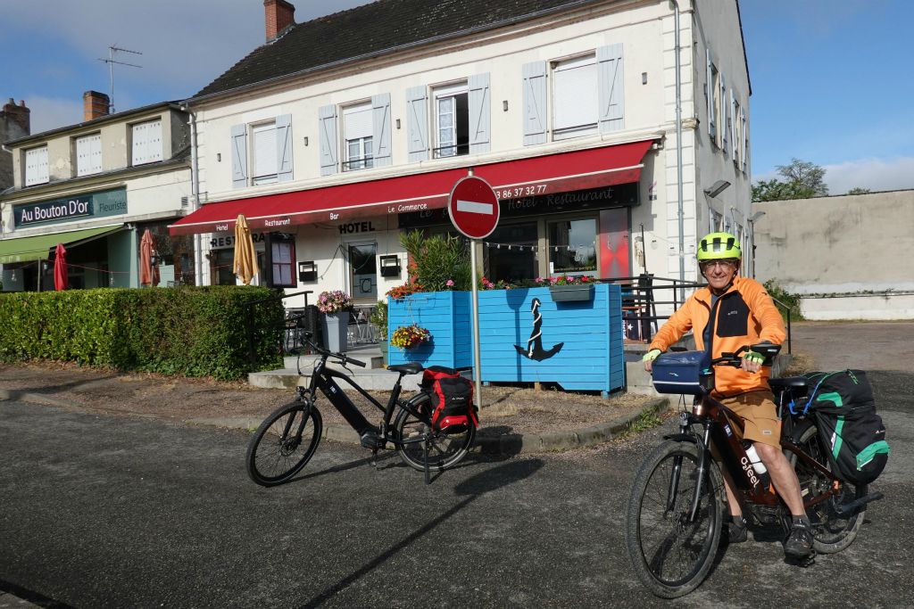 Départ de Guérigny pour notre 5ème étape