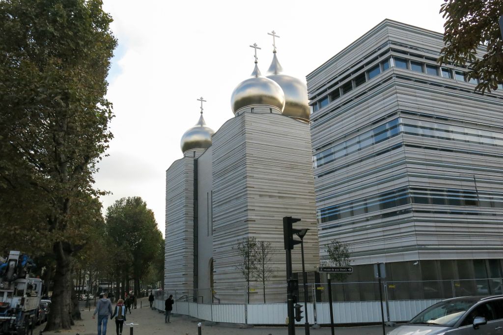Vue sur le "Centre spirituel et culturel orthodoxe russe" inauguré ce 19 octobre en l'absence de Poutine